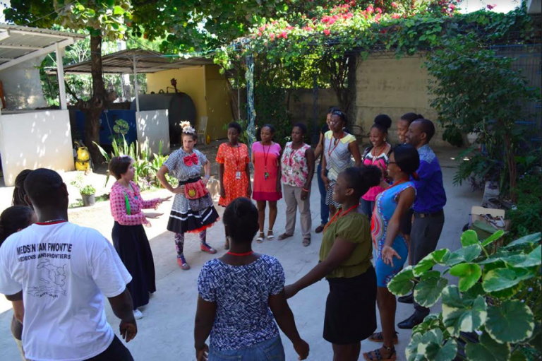 Clowns work with MSF caregivers in Haiti
