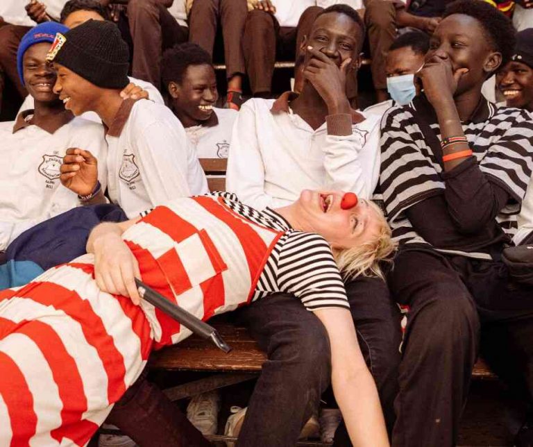 Clown falls on top of laughing boys in Egypt